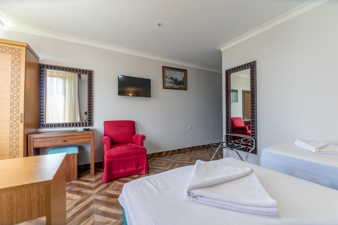 Hotel Uemit Yenikapi Istanbul Exterior photo